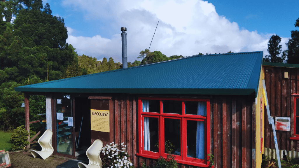 Professional Roofing Replacement & Installation Services - Image 4