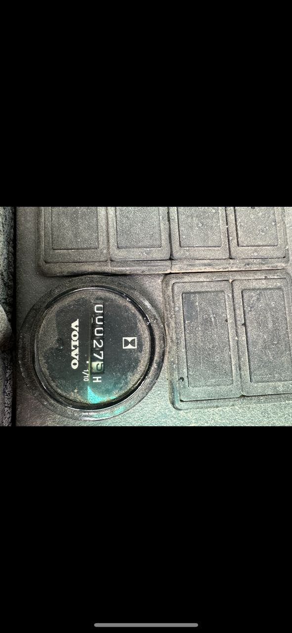 Volvo 14-Ton Excavator (2023) – Low Hours, Ready for Work - Image 10